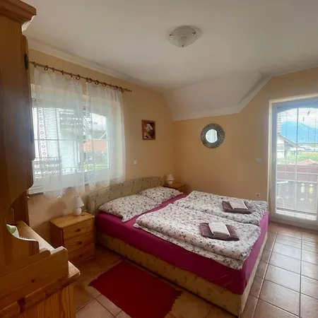 And With View On Bled アパート *